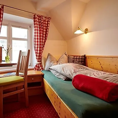 Hotel Krone 4*