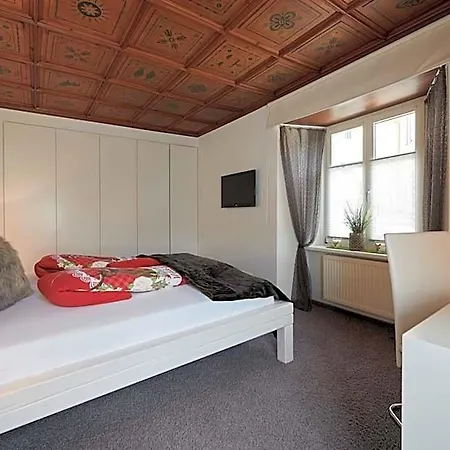 Krone 4*