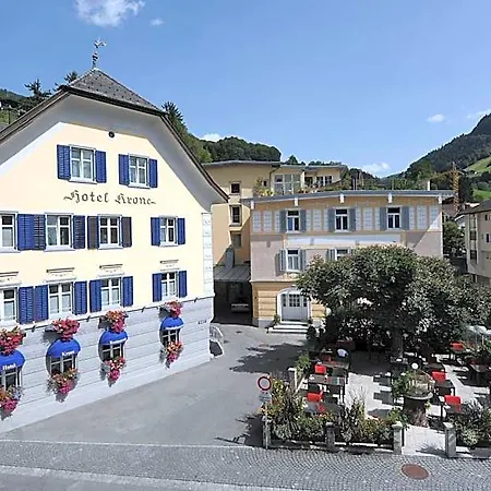 Hotel Krone 4*