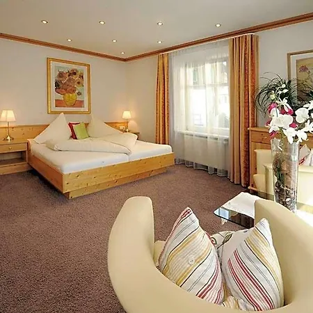 Krone Hotel 4*
